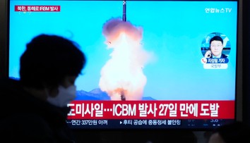 KĽDR potvrdila, že odpálila balistickú raketu na tuhé palivo