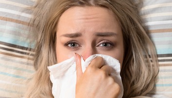 Máte upchatý nos a problémy so spánkom? Nemusí za tým byť len nádcha