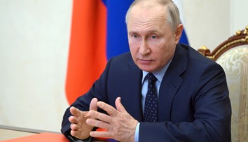 Putin pripúšťa možnosť, že by Rusko mohlo obnoviť jadrové testy