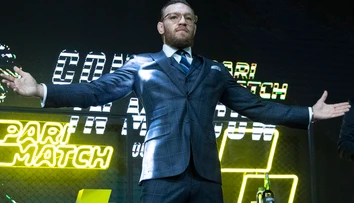McGregora zavreli na Korzike do cely, v jednom z barov sa mal odhaľovať