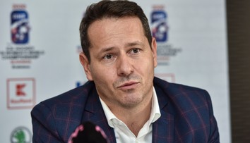 Bývalý šéf hokejového zväzu skončil v putách. NAKA zadržala Martina Kohúta