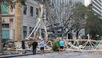 Najmenej 16 obetí si v americkom štáte Florida vyžiadal hurikán Milton