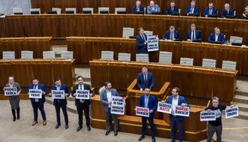 Schválili si amnestiu, zavraždili spravodlivosť. Opozičné strany reagujú na prijatú novelu Trestného zákona