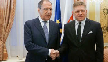 Fico hovoril o ruskej rakete namierenej na Brusel. Od Lavrova si vyslúžil pochvalu
