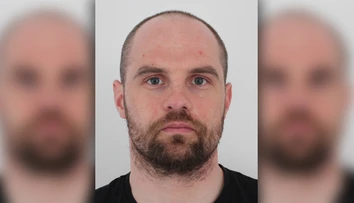 Na bývalého šéfa operatívcov NAKA Jána Kaľavského vydali zatykač