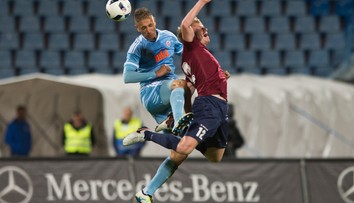 Nerozhodný stav viac vonia súperovi Slovana, Lotyši myslia na postup