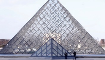 Otec útočníka z Louvre pochybuje o vine svojho syna