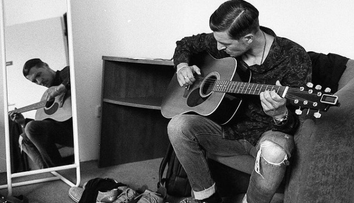 Slovenský herec bol nútený predať auto. Za všetko môže pandémia