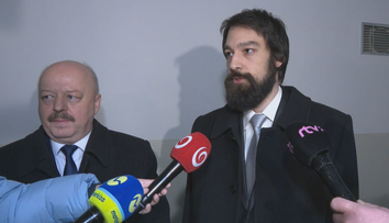 Nálepky fekálny fantóm sa už nikdy nezbaví, hoci je nevinný. Martinovi Mackovi zrušili posledné obvinenie