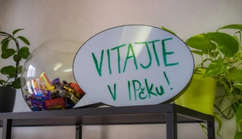 Známa poradňa nedostala peniaze od štátu a musí prepúšťať. Mnohí s duševnými problémami sa im ani nedovolajú (rozhovor)