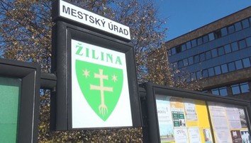 Žilinskému primátorovi nechcú poslanci zvýšiť plat, diskusiu odložili na neskôr