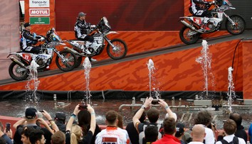 Dakar: Jakeš po dodatočnej penalizácii 73., Svitko sa posunul na 19. miesto