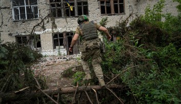 Rusi používajú v boji novú chemickú zbraň. Podľa Ukrajincov zabíja do piatich minút