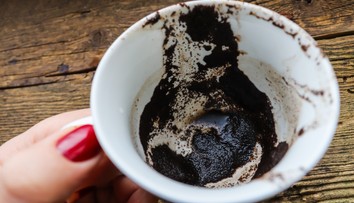 Nečakaný objav vedcov. Keď do betónu pridali kávové usadeniny, vznikol ešte odolnejší materiál