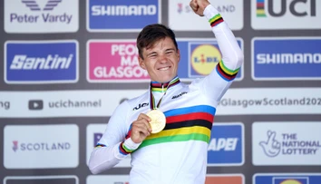 Evenepoel ovládol individuálnu časovku. Talianskeho favorita v závere odsunul na druhé miesto