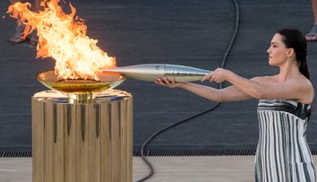Pracovali na nej nepretržite takmer deväť mesiacov. Pozrite si, ako sa vyrábala olympijská pochodeň