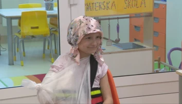 Doteraz operovali len dospelých. Lekári náročným zákrokom prvýkrát pomohli aj deťom s rakovinou