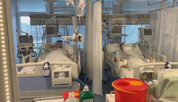 Z posledných síl prosia, aby ich zachránili. V galantskej nemocnici zomrie na COVID denne 5 ľudí