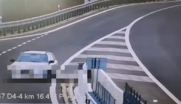 VIDEO: Vodič na diaľnici D4 kilometer cúval. K nešťastiu nechýbalo veľa