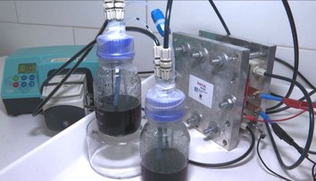 Košické univerzity vyrobili unikátnu batériu, mohla by znamenať lacnejšiu energiu pre domácnosti