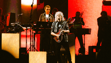 Legendárny hudobník a gitarista sa s fanúšikmi podelil o desivú správu. Prekonal mŕtvicu