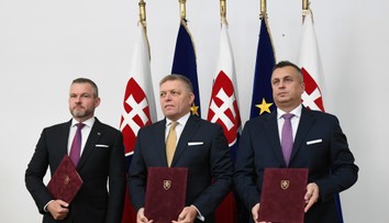 Lídri Smeru, Hlasu a SNS podpísali koaličnú dohodu. Robert Fico oznámil, ako si podelili ministerstvá
