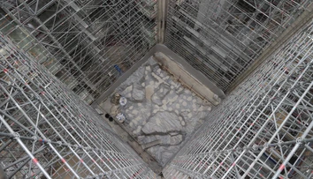 Pri rekonštrukcii požiarom spustošenej katedrály Notre Dame urobili objav, ktorý prepísal dejiny
