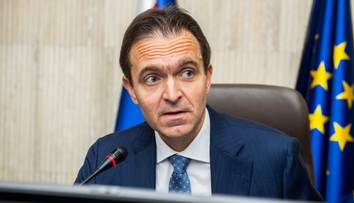 Spor medzi ministrom vnútra a policajným prezidentom bude riešiť aj premiér