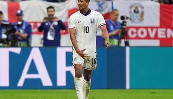 VIDEO: UEFA vyšetruje gesto smerom k slovenskej lavičke. Bellinghamovi hrozí, že si nezahrá štvrťfinále