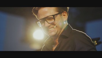 Ondřej Brzobohatý o svojej kariére: Necítim sa ako herec, ani ako spevák. Z bulváru si nerobím ťažkú hlavu