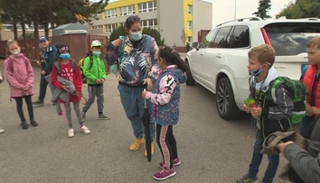 Rodičia si od nemalých výdavkov pre školákov neoddýchnu ani počas školského roka
