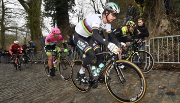 Holanďan Terpstra po skvelom úniku triumfoval na E3 Harelbeke, Saganovi v závere došli sily