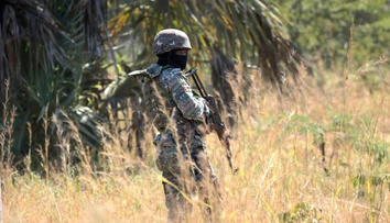 Islamský štát zaútočil na dedinu v Mozambiku, hlásia najmenej 52 obetí