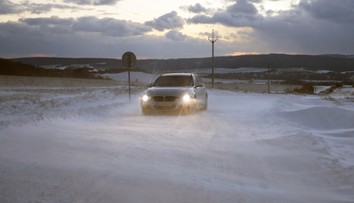Silný vietor, snehové záveje, povodne či lavíny, meteorológovia vydali v sobotu viacero výstrah