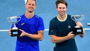 Polášek po suverénnom postupe do štvrťfinále štvorhry: Všetko nám sadlo, ale treba ostať nad vecou