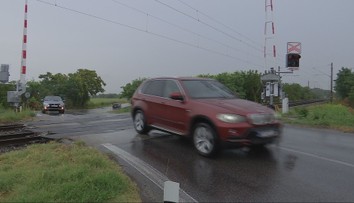 Autobusy nebudú až do odvolania jazdiť cez železničné priecestie, na ktorom sa stala nehoda so siedmimi obeťami