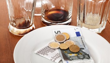 Dávate tringelty pri platení kartou? Čašníci to nemajú radi