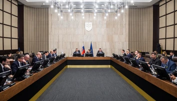 Štát vlani hospodáril lepšie ako sa čakalo, deficit sa znížil