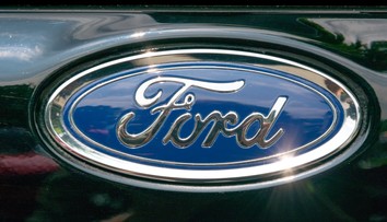 Ako návrat do minulosti. V Nemecku objavili predajňu Fordu z 80. rokov aj s vystavenými autami