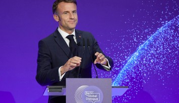 Macron skritizoval fungovanie EÚ: Ak sa do troch rokov nespamätáme, je koniec