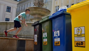 Do ktorého smetiaka patria použité rúška? Hygienici majú jasnú odpoveď
