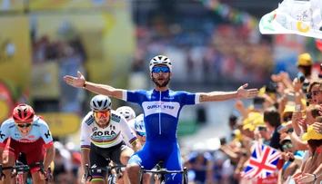 Medzi izolovanými účastníkmi SAE Tour sa údajne šíri koronavírus, chorý je vraj aj Gaviria