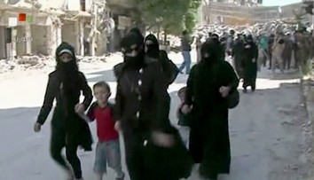 Na sýrske mesto Sarakíb zhodili dva sudy so smrtiacim plynom