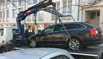 Odťahovanie áut bude v Bratislave drahšie. Mení sa odťahová služba