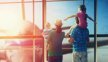 Čo si obliecť na cestu, ak idete na dovolenku lietadlom? Platí dôležité pravidlo