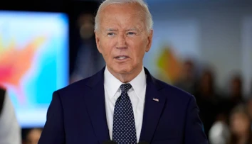 Na výkon funkcie je spôsobilý. Demokratickí guvernéri vyjadrili Bidenovi podporu a dôveru