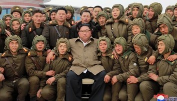 Kim Čong-un dohliadal na ďalšie vojenské cvičenie