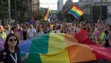 Grécko legalizovalo sobáše i adopcie detí pre páry rovnakého pohlavia