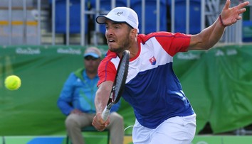 Martin prehral v osemfinále dvojhry s Nišikorim