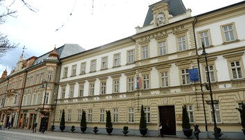 Toto sú prvé mená oficiálnych kandidátov na sudcov ÚS